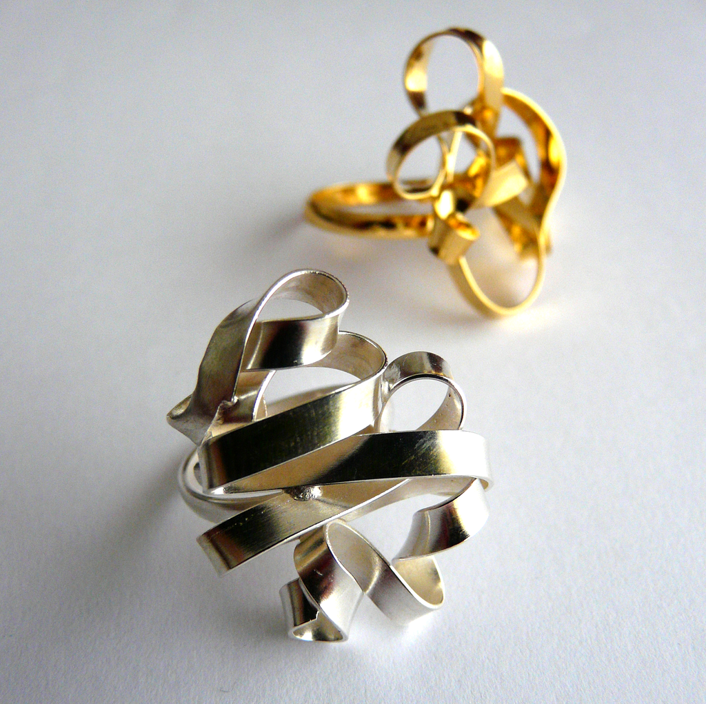 Ivy Ribbon